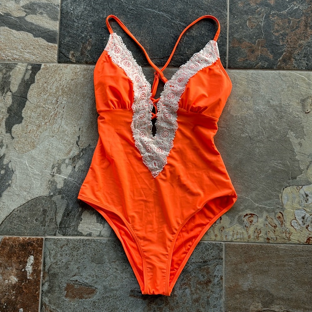 NWT CupShe One Piece Bathing Suit